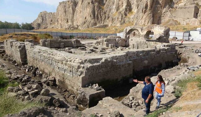 750 yıllık Van Ulu Cami aslına uygun restore edilecek