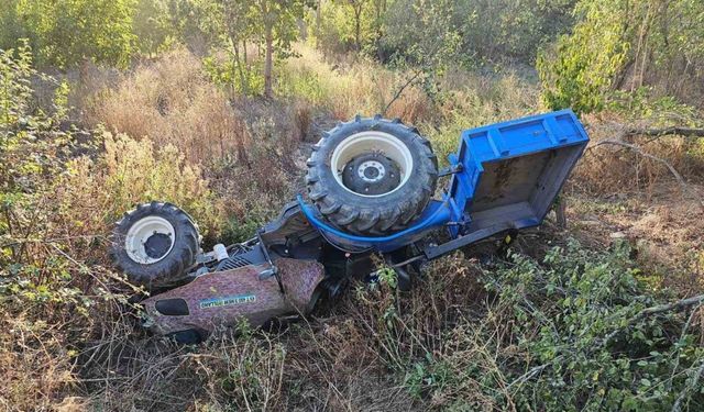 Bilecik’te traktör şarampole yuvarlandı: 1 ölü