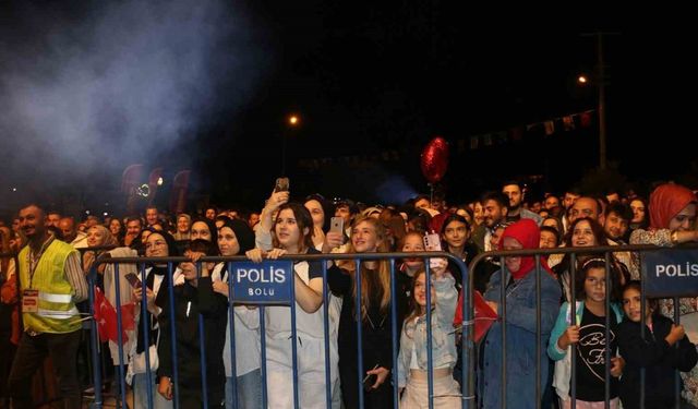 Binlerce kişi panayırın son gününde doyasıya eğlendi