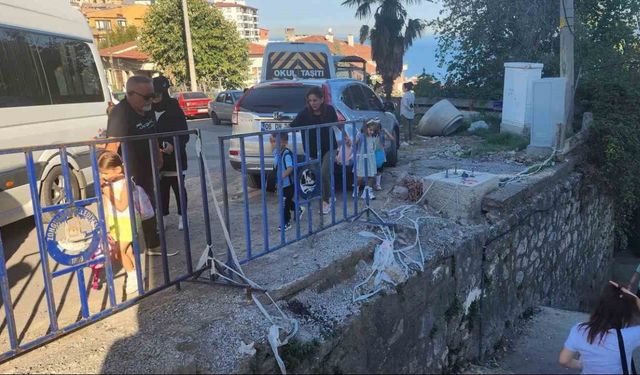 Bozuk altyapı ilkokul öğrencilerinin korkulu rüyası oldu