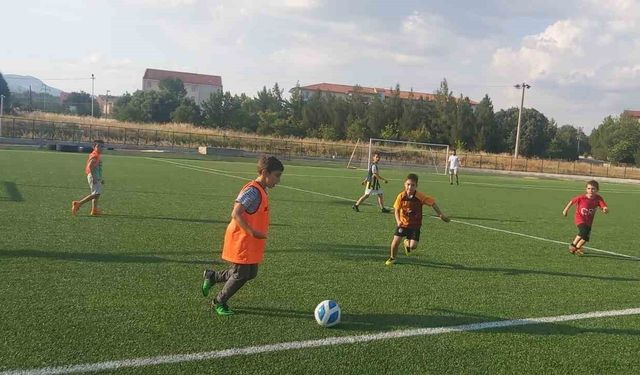 Gediz’de toplam 2 bin 771 kişiye sporcu kartı çıkartıldı