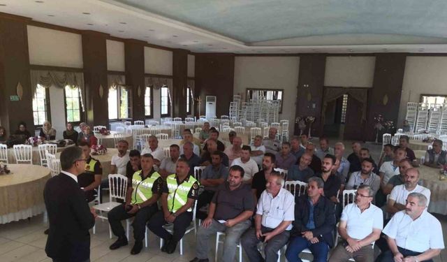 Safranbolu’da "Okul Servis Araçları ile Güvenli Taşıma" Toplantısı