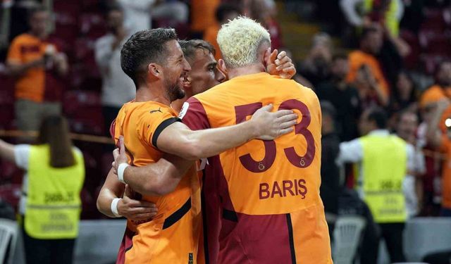 Trendyol Süper Lig: Galatasaray: 2 - Gaziantep FK: 0 (İlk yarı)