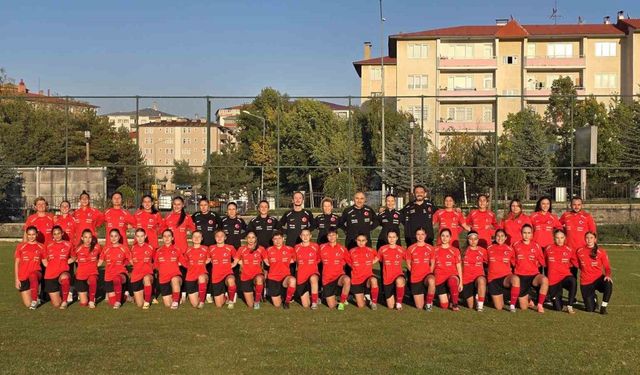 U19 Kadın Milli Takımı Erzurum kampı başladı