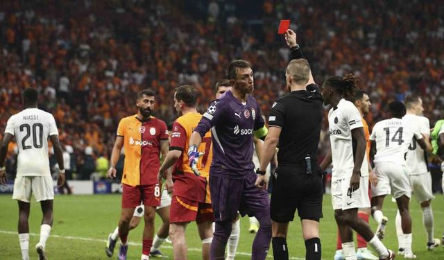 UEFA, Fernando Muslera’ya 3 maç men cezası verdi