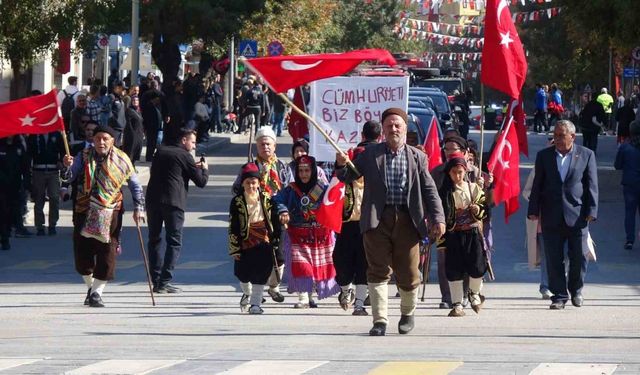 Cumhuriyet’in 101’inci yılı Burdur’da coşkuyla kutlandı