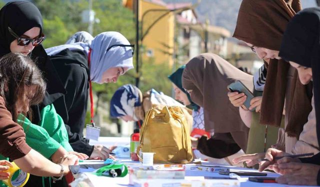 Gümüşhane’de ‘Filistinli Çocuklar İçin Çiz’ etkinliği düzenlendi