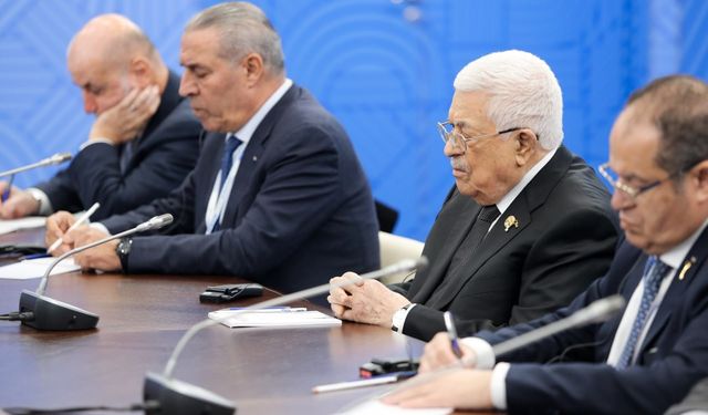 Putin, Filistin Devlet Başkanı Abbas ile görüştü