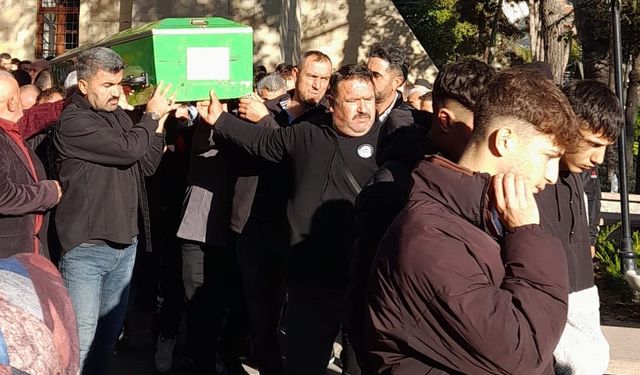 Trafik kazasında hayatını kaybeden lise öğrencisi son yolculuğuna uğurlandı