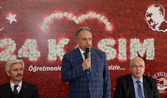 Başkan Yalçın: "Öğretmenlik ayrıcalıklı bir meslektir"