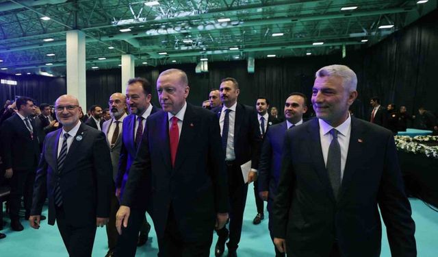 Cumhurbaşkanı Erdoğan: "Milli gelirin 2024 sonunda 1 trilyon 331 milyar dolara, kişi başına gelirin 15 bin 551 dolara yükselmesini bekliyoruz"