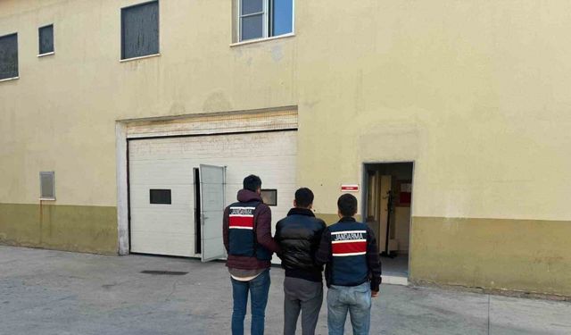 Gaziantep’te göçmen kaçakçılığı organizatörü şahıs tutuklandı