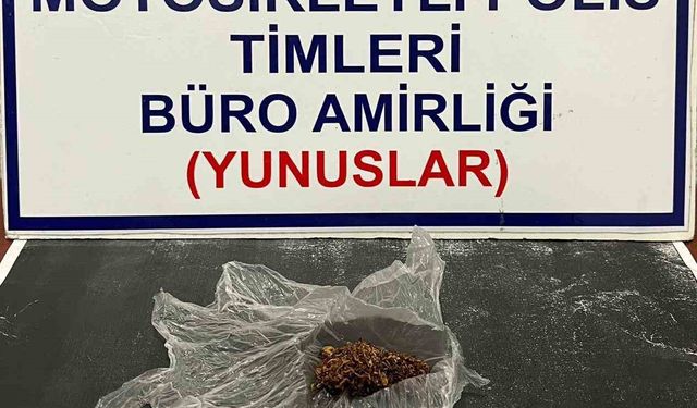 Kütahya’da Yunus Timlerince bir kişinin üzerinde uyuşturucu ele geçirildi