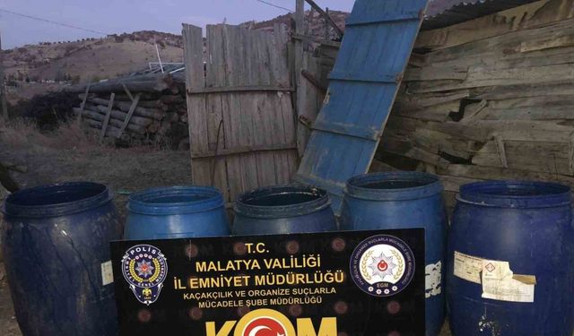 Malatya’da 4 bin 696 litre sahte alkol ele geçirildi