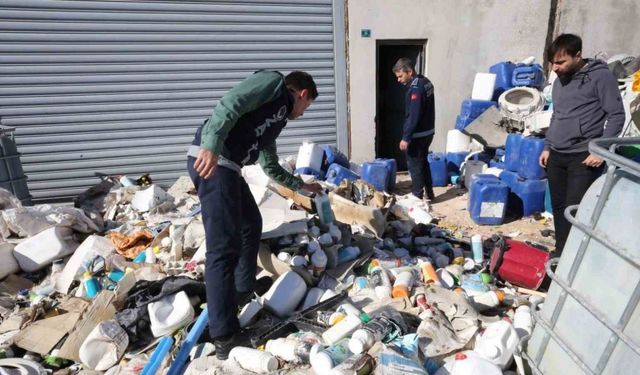 Şanlıurfa’da tonlarca sahte zirai ilaç ve gıda ürünü ele geçirildi