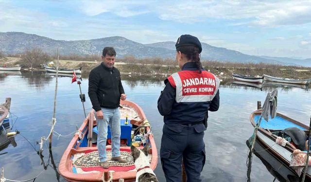 Jandarma ekiplerinden Bafa Gölü’nde kontrol