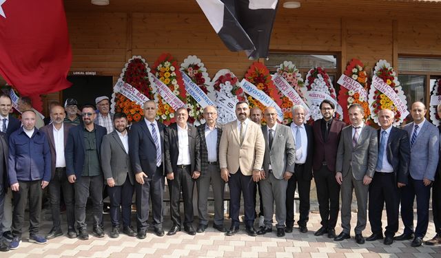 İnegöl Şavşatlılar Derneğinde başkan değişti