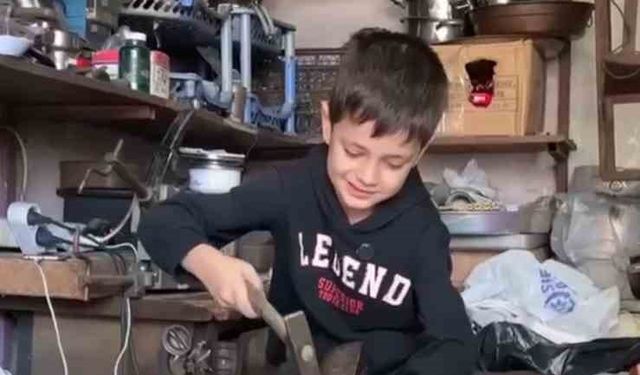 İnegöl’ün minik kahramanları bir günlüğüne mesaiye çıktı