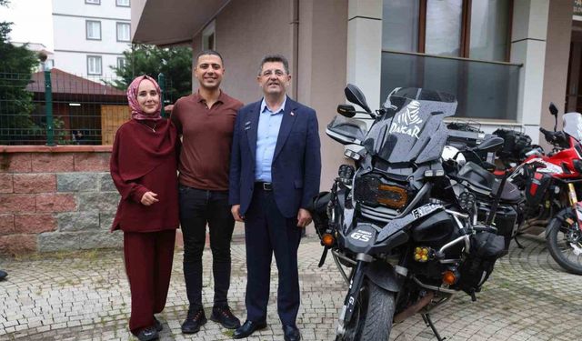 Motosikletle macera dolu Umre yolculuğu