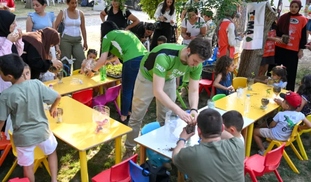 İzmir Bornova'da kalpler çevre için buluştu