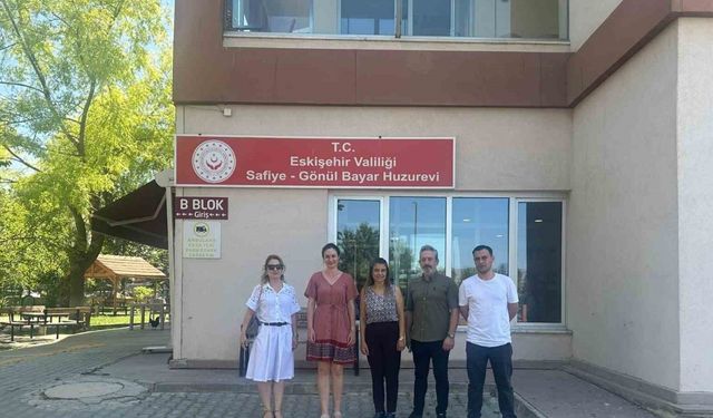 80 yaş üstü ve yatağa bağımlı bireyler için e-rapor süreci huzurevlerinde anlatıldı