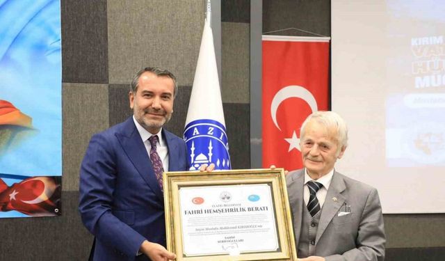 Başkan Şerifoğulları, Kırımoğlu’na "fahri hemşehrilik beratı" takdim etti