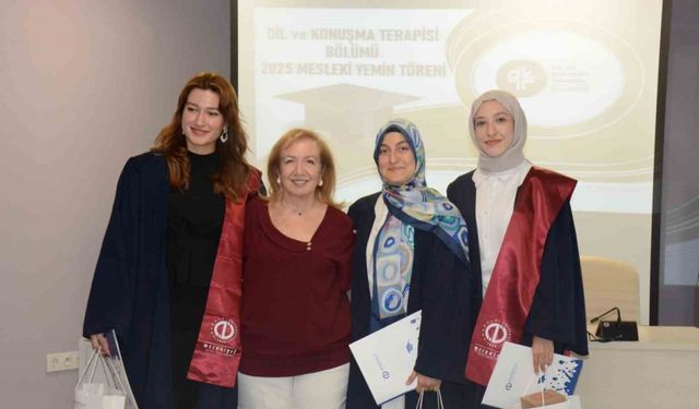 Dil ve Konuşma Terapisi Bölümü mezunlarını mesleğe uğurladı