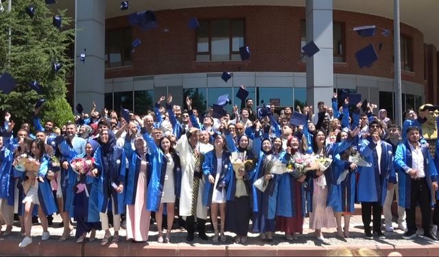 DPÜ Tavşanlı Kampüsü’nde 272 öğrencinin mezuniyet coşkusu