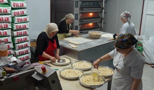 Dükkanı yandıktan sonra açtığı kooperatifle kadınlara umut oldu