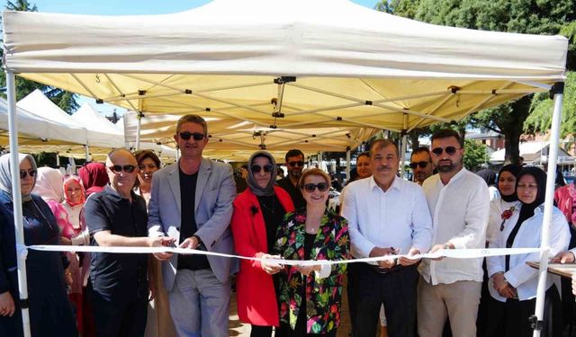 El emeği göz nuru eserler sergilendi