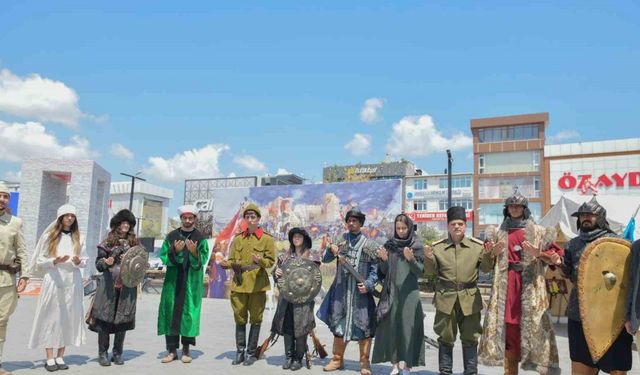 Esenyurt’ta Tarih Şöleni: 1071’den günümüze Türkiye tarihi sahnelendi