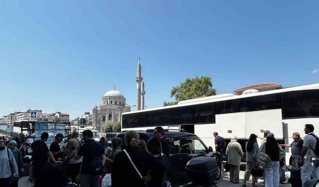 İstanbul’daki İranlılar ülkelerine dönüyor