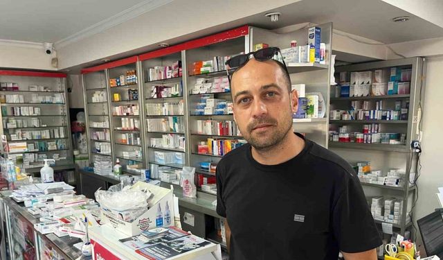 İzmir’de eczaneye yumurtalı saldırı