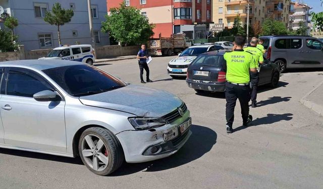 Karaman’da otomobiller çarpıştı: 1 yaralı