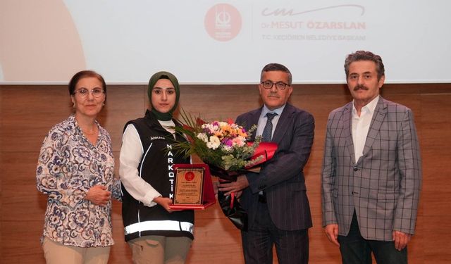 Keçiören’de "En İyi Narkotik Polisi Anne" buluşması