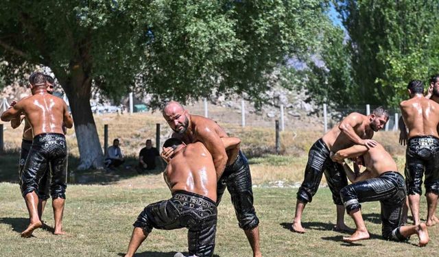 Kırkpınar Başpehlivanı Orhan Okulu’nun hedefi 3. altın kemer