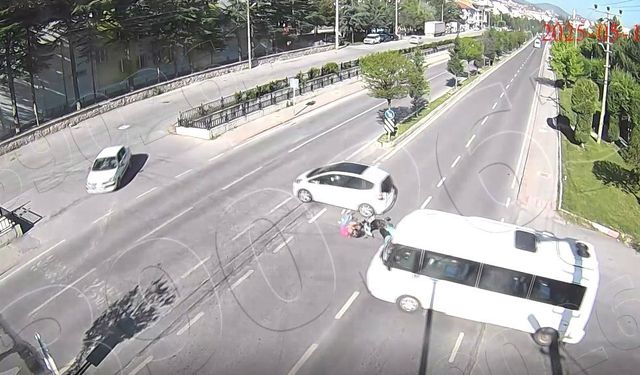 Kütahya’da 3 ayrı motosiklet kazası kamerada