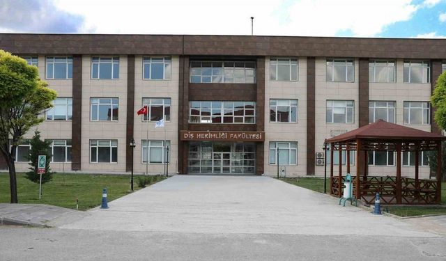 NÖHÜ Diş Hastanesi ilklere imza atmaya devam ediyor