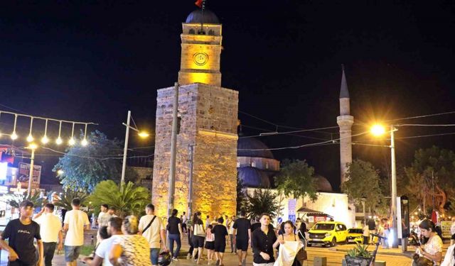 Nüfusu gündüz 82, gece 10 bin