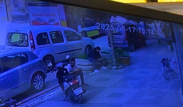 Otobüs ile motosikletin kazası kamerada