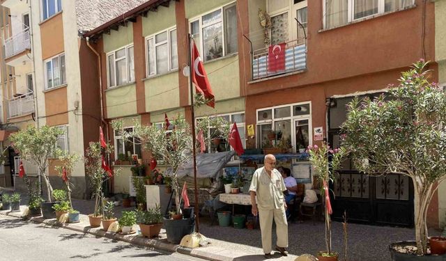 ’Sevgililer ve Aşıklar Parkı’nı eski görünümüne kavuşturdu