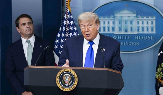 Trump: "İran uranyum zenginleştirmeye devam ederse yeniden vururuz"