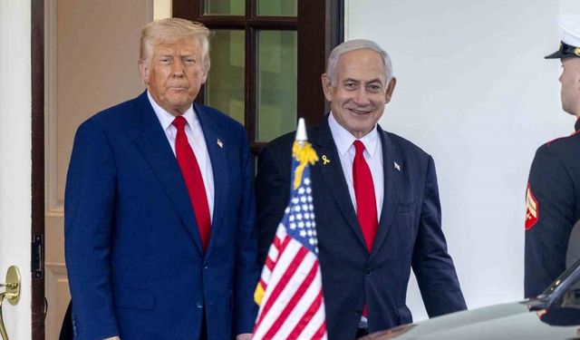Trump, Netanyahu’nun yargılandığı yolsuzluk davasının iptalini istedi