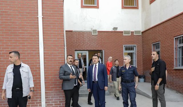 Vali Musa Işın’dan Geri Gönderme Merkezi’ne denetim ziyareti