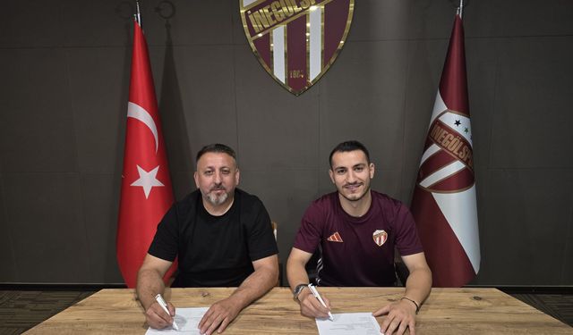 İnegölspor'dan İlk Dış Transfer: Emre Keleşoğlu İmzayı Attı!