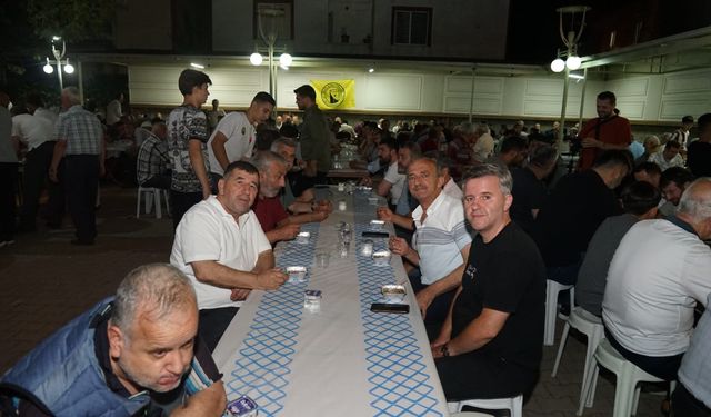 Rumelliler'den aşure etkinliği