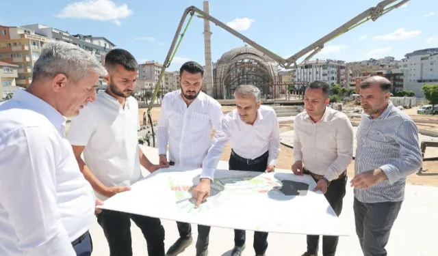 Kocaeli Çayırova Kent Meydanı’nda çalışmalar devam ediyor