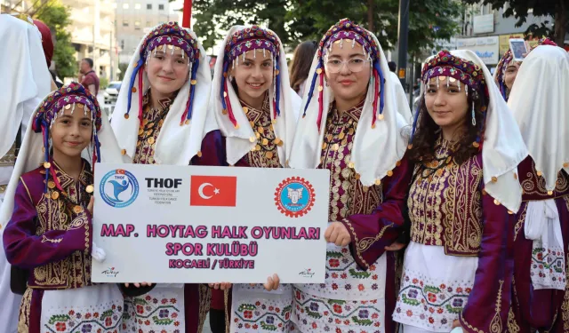 Kocaeli’de 2. Balkan Halk Oyunları rüzgarı esti