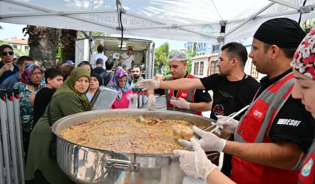 Manisa'da merhum Başkan vefatının 40. gününde anıldı