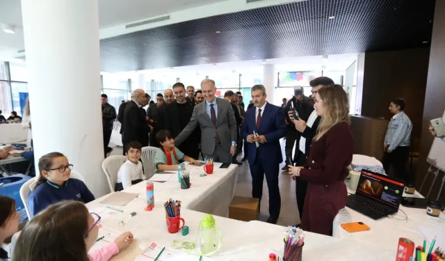 İnegöl’de Bilim Şöleni Başladı